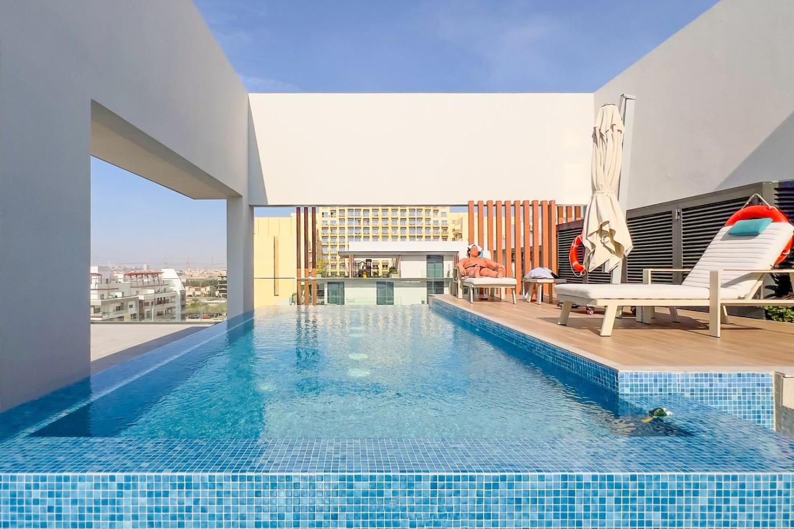 Guestready - Glamorous Retreat In Jvc Apartment Dubai